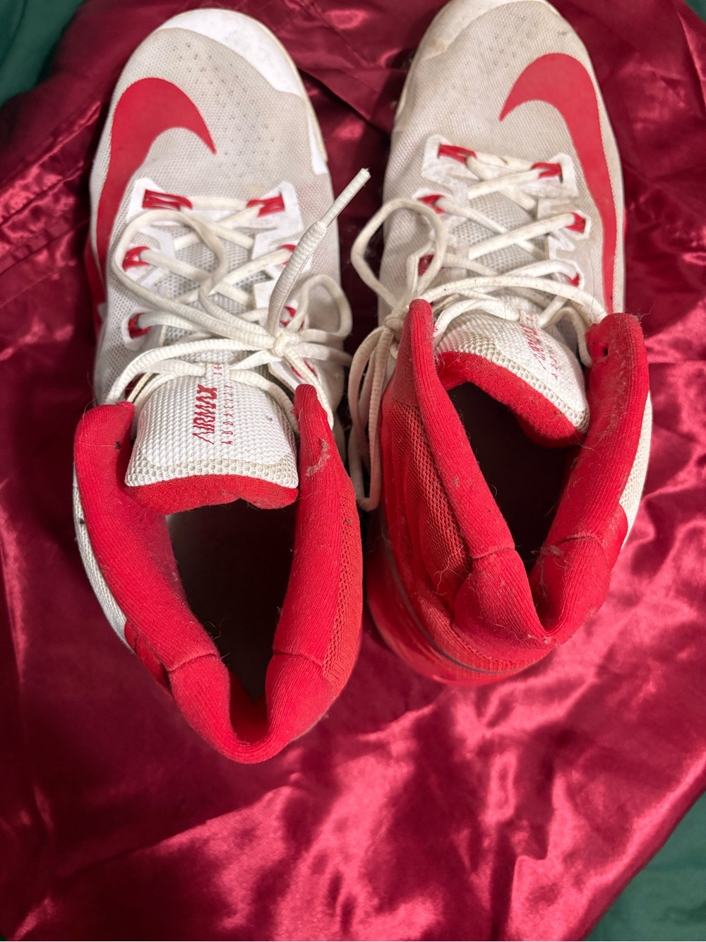 Nike White and Red Men's Basketball Sneakers